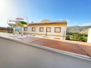 House of the Plaza de Fondón - Image 2