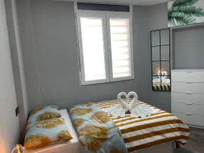 Luminoso cerca 4 Caminos- Apartamento REINA VICTORIA - Image 3