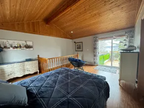 2 Bedrms Cottage W LAKE VIEW Beside Trail - Image 2