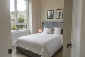 The Retreat Suite + Free Parking - Image 4