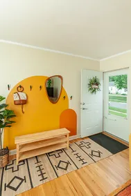 Good Vibes 2Bed Home Centrally Located on Quiet St - Image 5