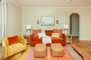 Good Vibes 2Bed Home Centrally Located on Quiet St - Image 3