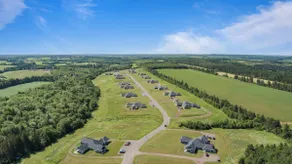 Near Cavendish Beach - Image 4