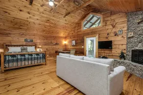 Angler cabin with HotTub - Image 4