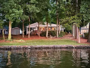 Family Lakehouse | widewater views | sleeps 10-12 - Image 2