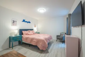 Memphis Themed Gtown Condo Close To Hospitals - Image 2