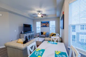 An Exquisite 3 Rooms Townhome in Zionsville Suitable for Long-Term Stays - Image 5