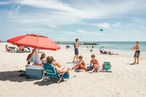 Buckroe Bungalow Escape to the Beach 2mins Away - Image 3