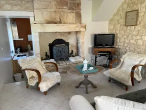 Charming little house - Image 2