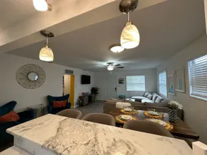 Rising Sun Retreat: Stylish 3BR Minutes from Beach - Image 4