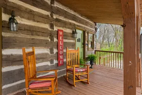 1830s Log Cabin • 5 Acres Near Mammoth Cave - Image 3