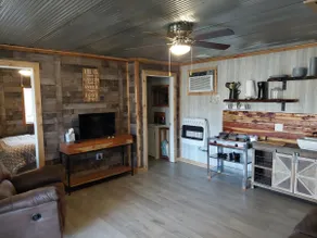 The Cedar Lodge - Image 4