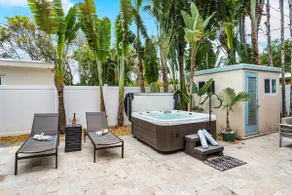 Tropical Heated Pool+Hot Tub! 1 Mile To Beach! - Image 2