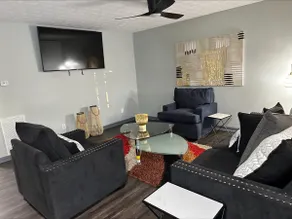 Townhome 5 beds 20 mins to Atlanta Large group % % - Image 4