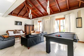 7-bedroom mansion in Jurerê Internacional. - Image 3