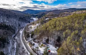 Killington - Woodstock: Private Oasis w/ Hot-Tub - Image 2