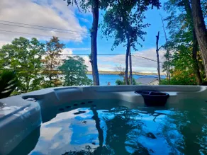 Lake House-Sunset Views-HOT TUB-Couples Retreat - Image 2