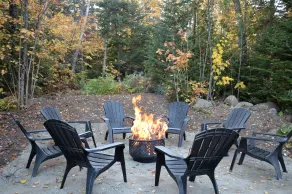 Cozy cottage + hot tub and fireplace - Image 3