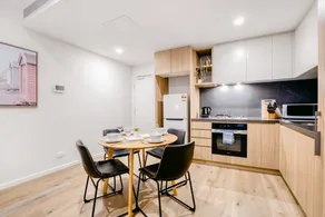 Penny Lane - 2BR Apt in the Heart of Moonee Ponds - Image 4