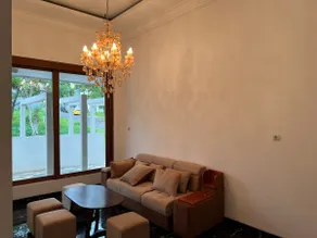 Cozy villa with swimming Pool in Sentul - Image 5