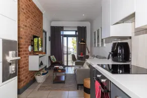 Serene & Modern, Self Check-In, Near Menlyn - Image 4