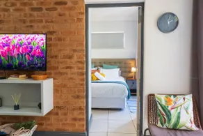 Serene & Modern, Self Check-In, Near Menlyn - Image 3