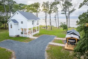 Private Country Beach Retreat - Image 5