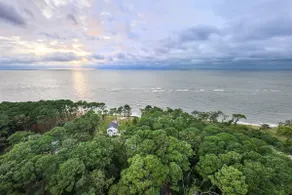 Private Country Beach Retreat - Image 2