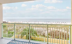 Pelican Isle 210 - Image 2