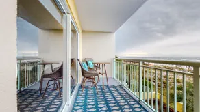 Pelican Isle 210 - Image 3