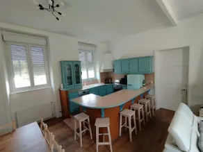 Family home in the countryside - Image 4