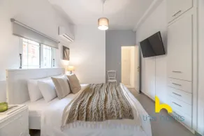 Seaside Bliss Coastal Family Townhouse Getaway! - Image 4
