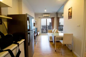 Chic Parkland Escape:City Views! - Image 5