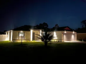 A Wonderful and Cozy Home , NEW HOT TUB !! - Image 3