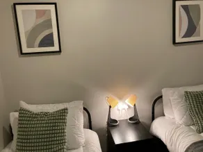 Cosy Coastal Retreat - Image 4