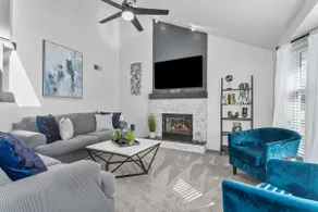 Quiet Spacious Home w/ Pool Table, Pets ok! - Image 2