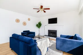 Refreshing Main St - Mount Pleasant 3Br Home - Image 3