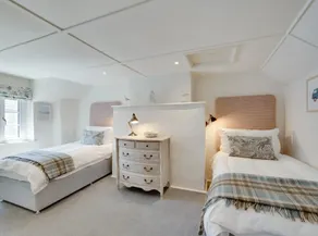 2 Bed stylish village retreat in Braunton - Image 5