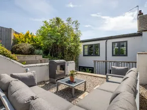 2 Bed stylish village retreat in Braunton - Image 4