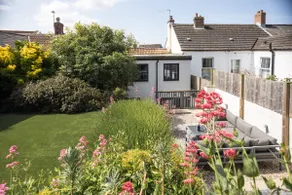 2 Bed stylish village retreat in Braunton - Image 2