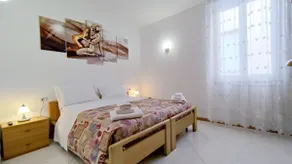 Elegant accommodation in the historic area - Image 3