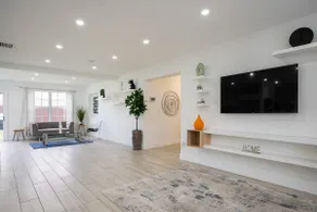 Comfort spaces / 4BR / BBQ / Courtyard / Parking - Image 2