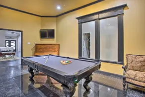 Heated Pool~Pool Table~SPA~Home Theatre~Sleeps-20 - Image 5