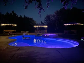 Heated Pool~Pool Table~SPA~Home Theatre~Sleeps-20 - Image 2
