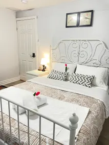 Stylish & Spacious 2BR apartment - Image 3