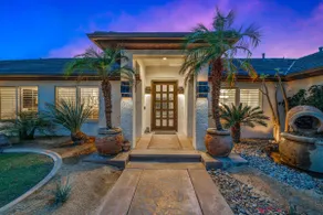 Luxe Emerald Cove w/basketball and pickleball - Image 3
