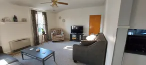 Topsham Heights Apartment - Image 2
