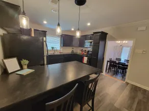 Cottage in Downtown Houma - Image 4