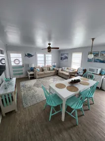 Box of Chockletts:Walk2Beach, Porch, CommunityPool - Image 4