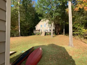 Hidden Cove Lake House - Image 5